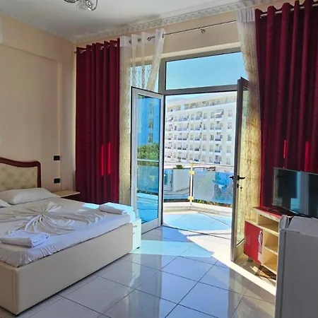 Fari Hotel 4*