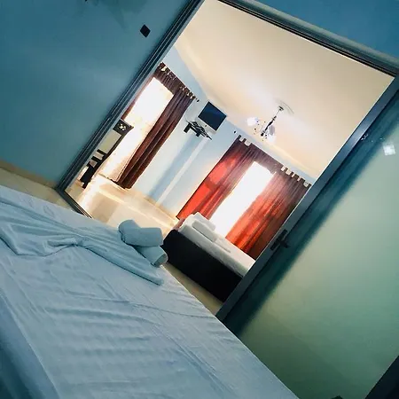 Hotel Fari Golem (Tirana)