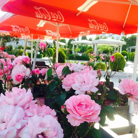 Fari Hotel Golem (Tirana)