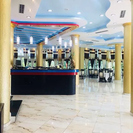 Fari Hotell 3*
