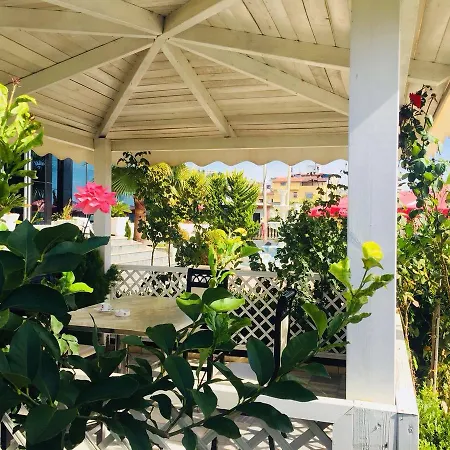 Fari Hotel 4*