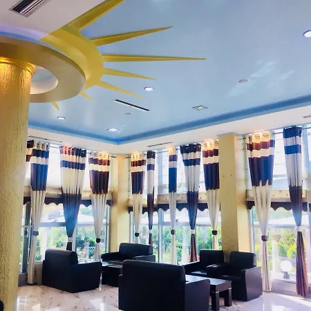 Fari Hotel Golem (Tirana)