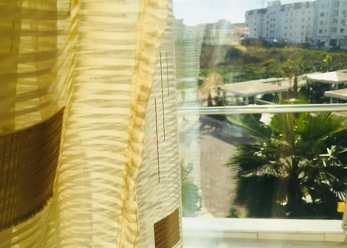 Fari 4* Golem (Tirana)